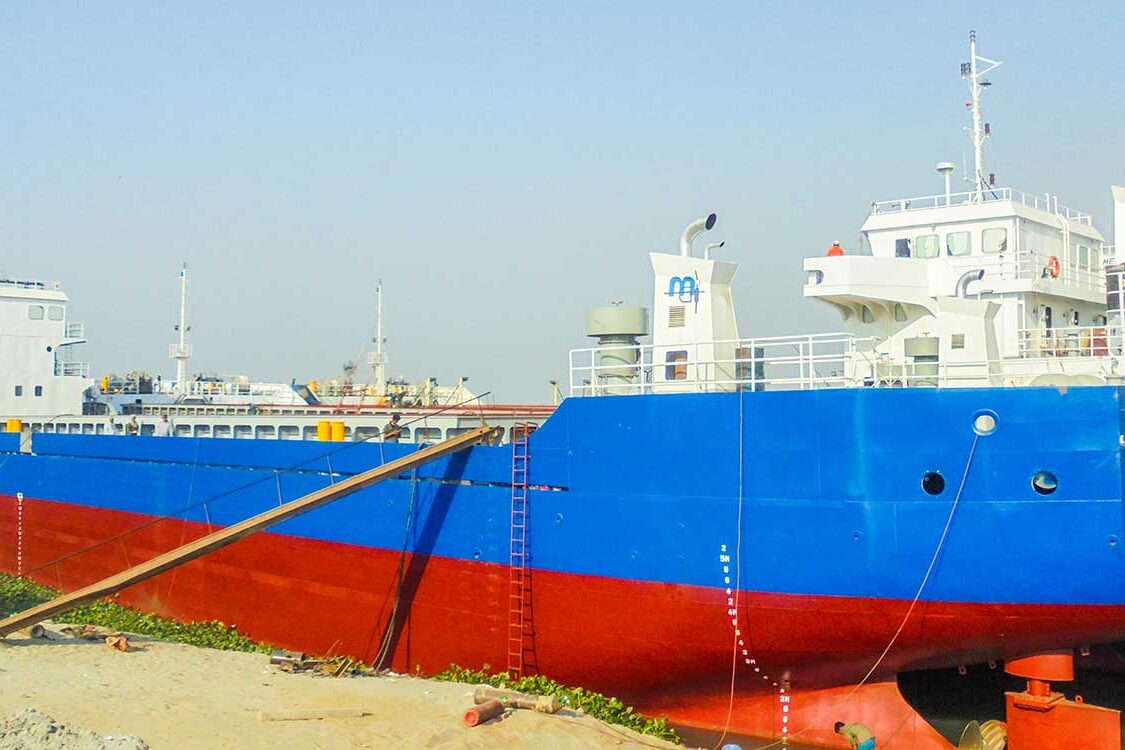 4.Container-Vessel